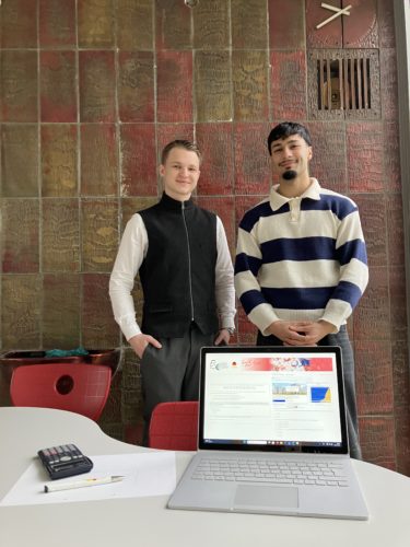 Zahlen, Daten, Leidenschaft – Zwei Schüler der Aloys-Fischer-Schule Deggendorf starten beim ESC 2026 durch!