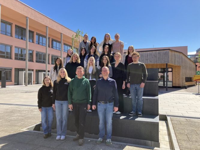 Studium hautnah: Schülerinnen und Schüler besuchen die TH Deggendorf