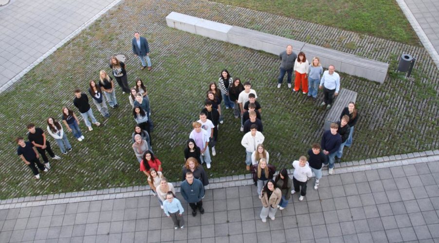 Premiere an der AFS Deggendorf: BWL und VWL werden bilingual – neu in der Ausbildungsrichtung Internationale Wirtschaft